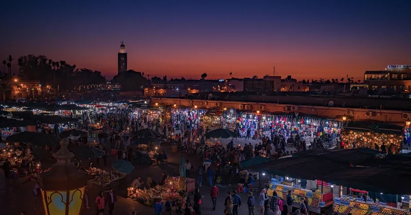 Jemaa el-Fna : le grand théâtre du soir